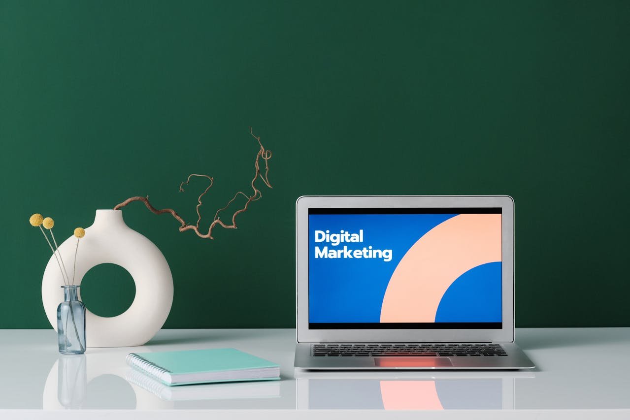 digital marketing vs traditional marketing difference